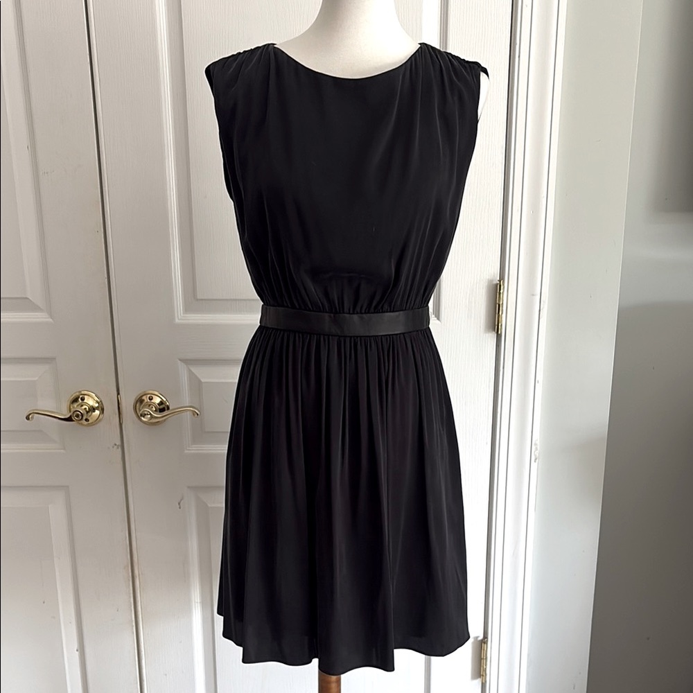 NWOT Alice + Olivia black dress